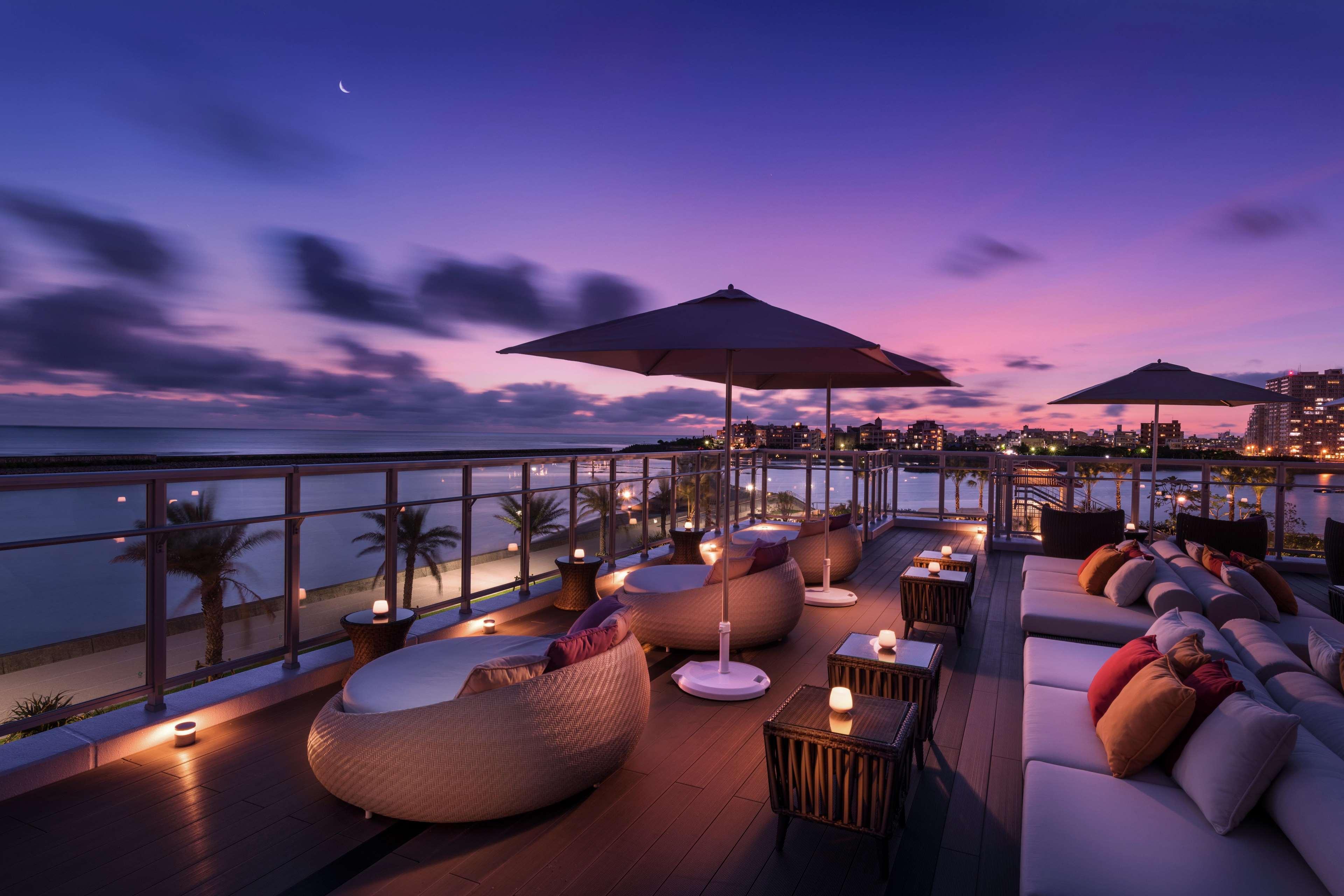 Doubletree By Hilton Okinawa Chatan Resort Exterior photo