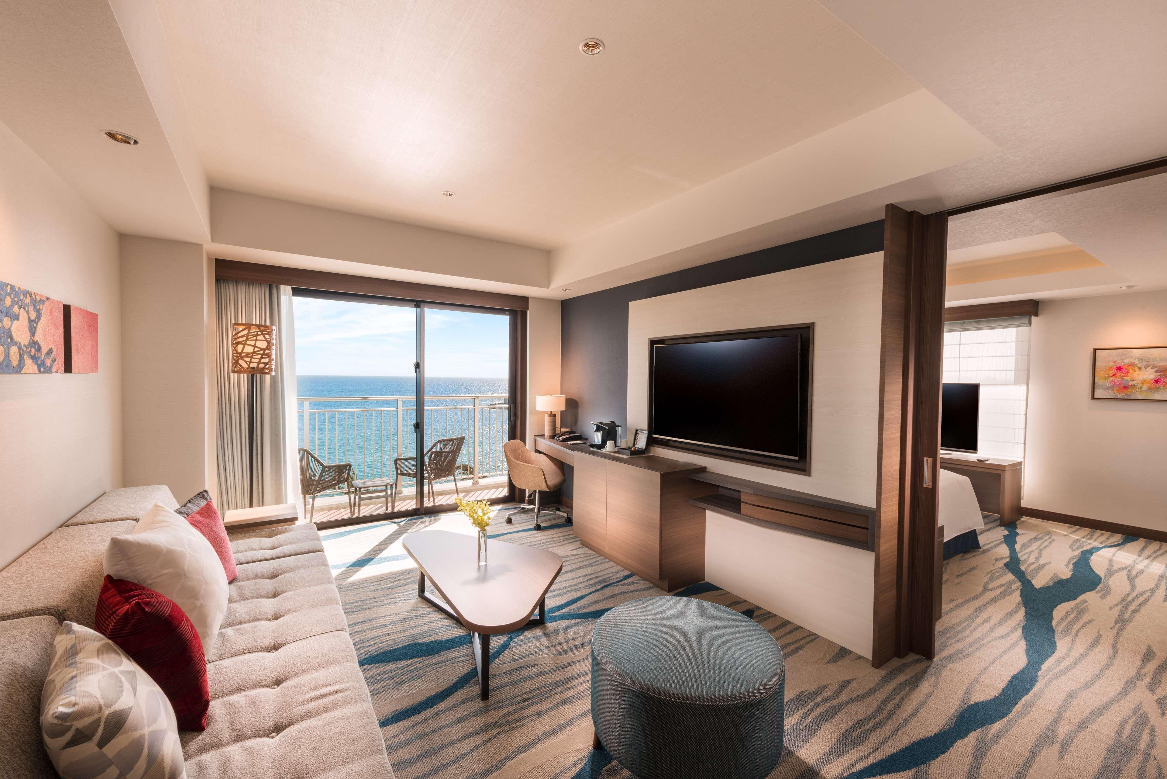 Doubletree By Hilton Okinawa Chatan Resort Exterior photo